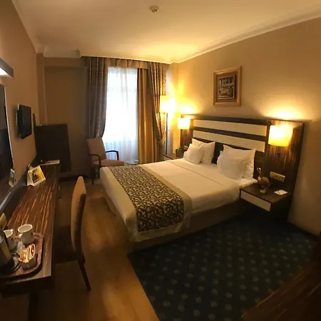 מלון Akgun Beyazit 4*