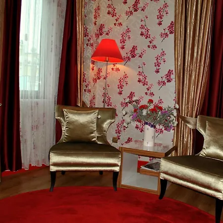 Akgun Beyazit מלון 4*