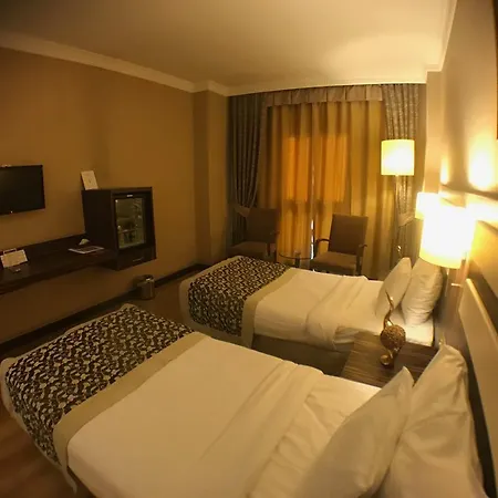 اكغون بيازيت 3*