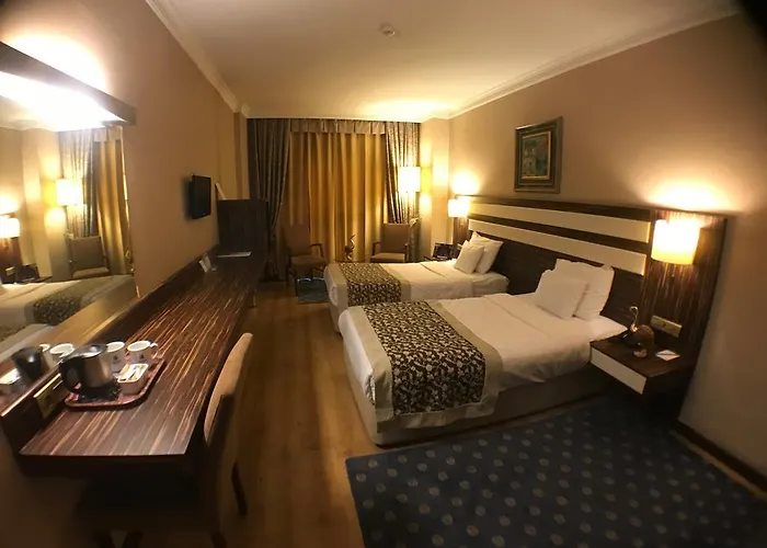 Akgun Beyazit Estambul